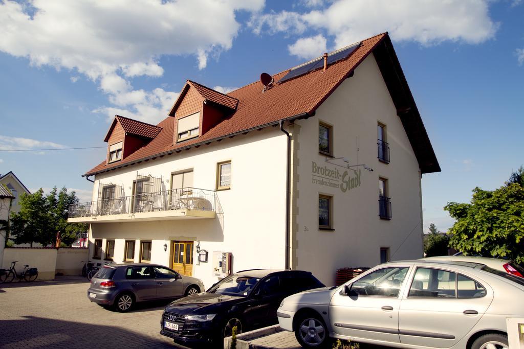 Brotzeit-Stadl Gbr Hotell Bad Staffelstein Exteriör bild