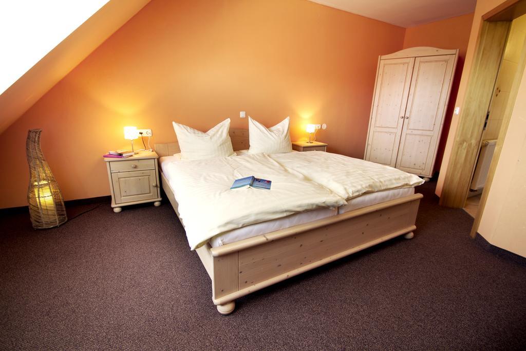 Brotzeit-Stadl Gbr Hotell Bad Staffelstein Rum bild