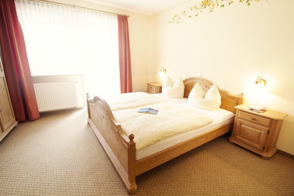 Brotzeit-Stadl Gbr Hotell Bad Staffelstein Rum bild