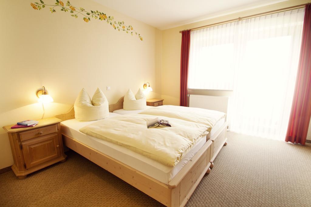 Brotzeit-Stadl Gbr Hotell Bad Staffelstein Rum bild
